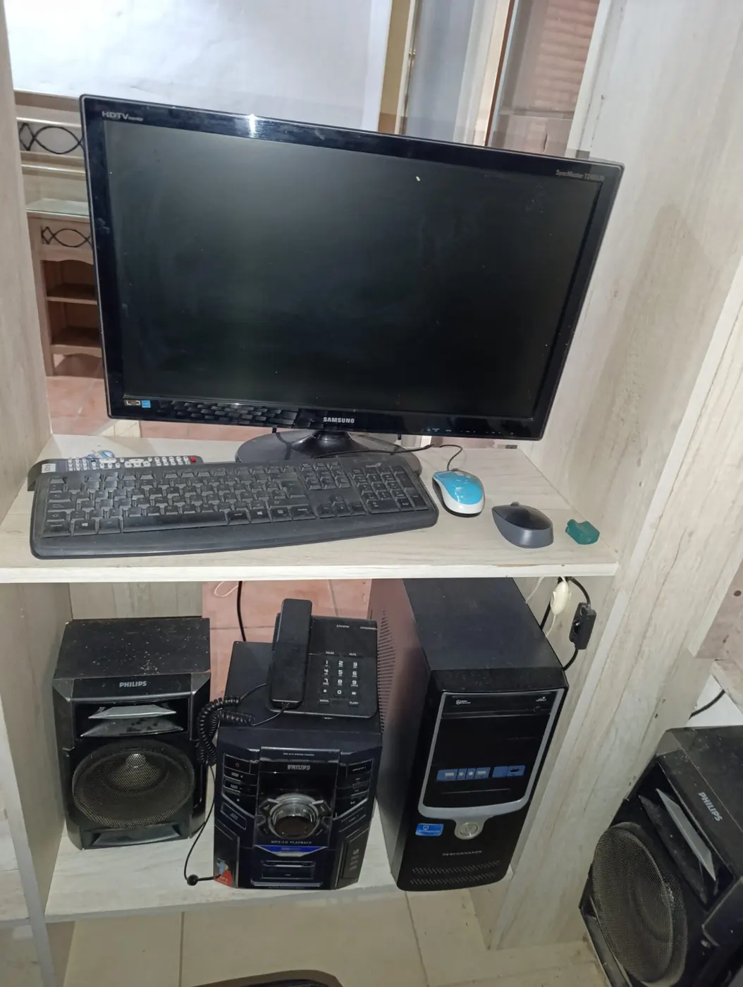 Monitor tv Samsung + teclado