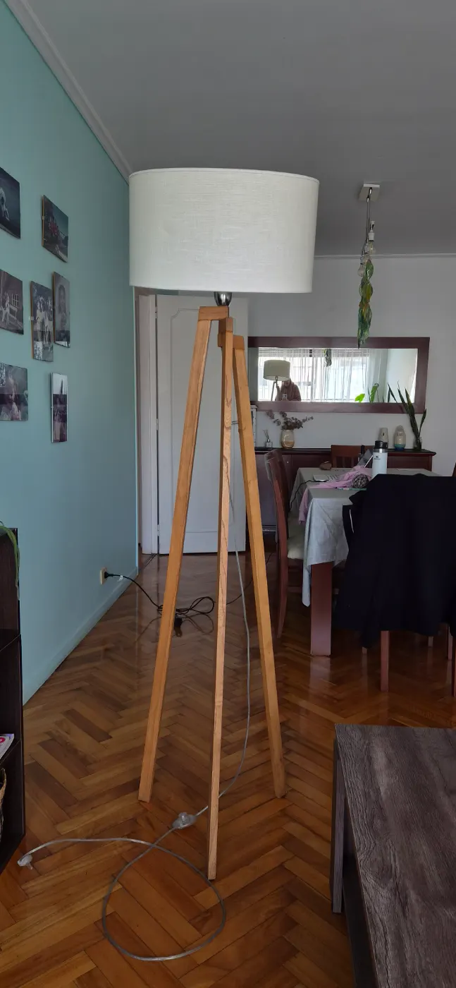 Lámpara de pie tipo nórdica