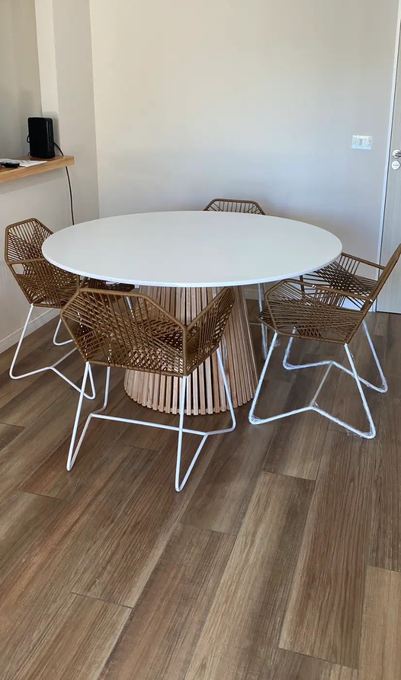 Juego de comedor redondo - estilo moderno escandinavo