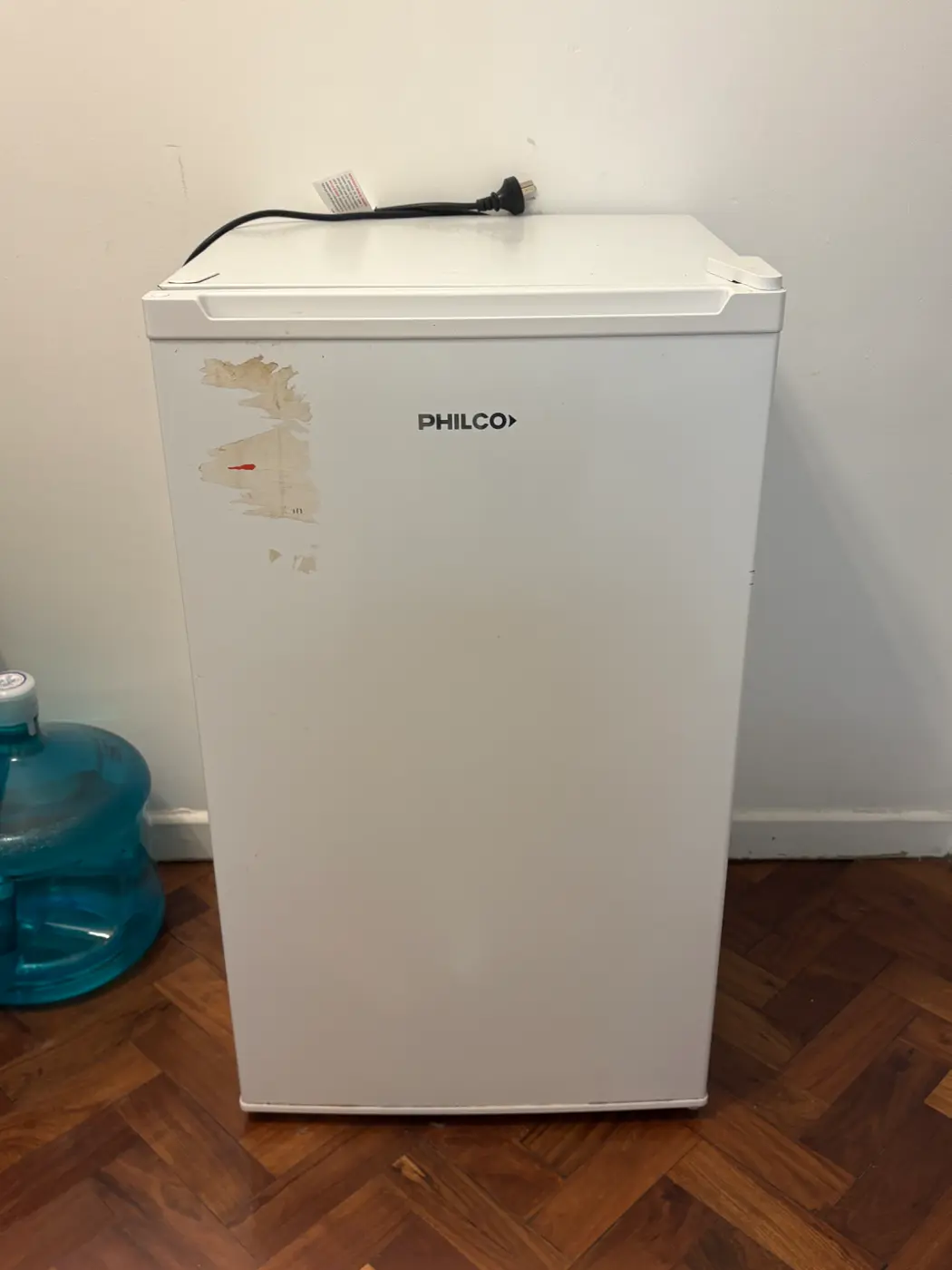 Heladera bajo mesada Philco 83 litros
