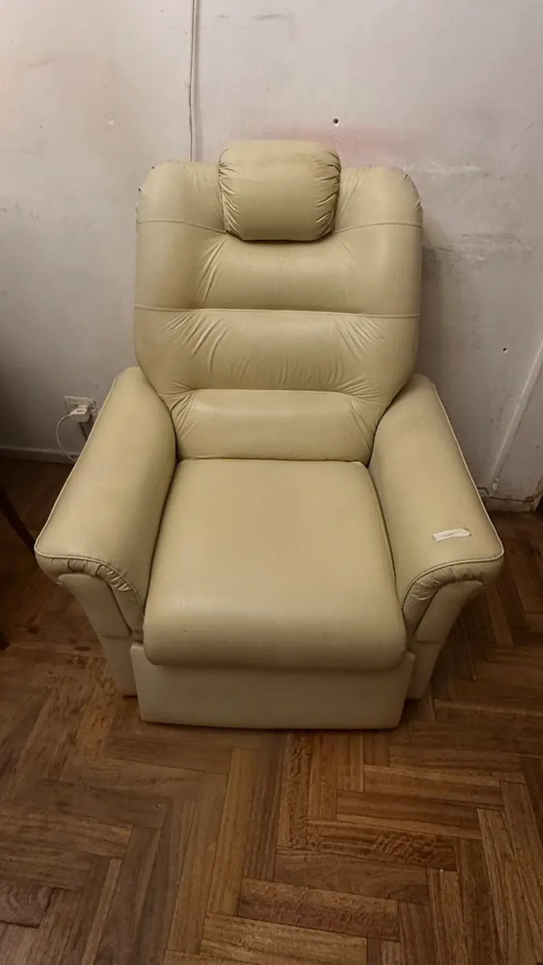 Sillón poltrona reclinable cuerina