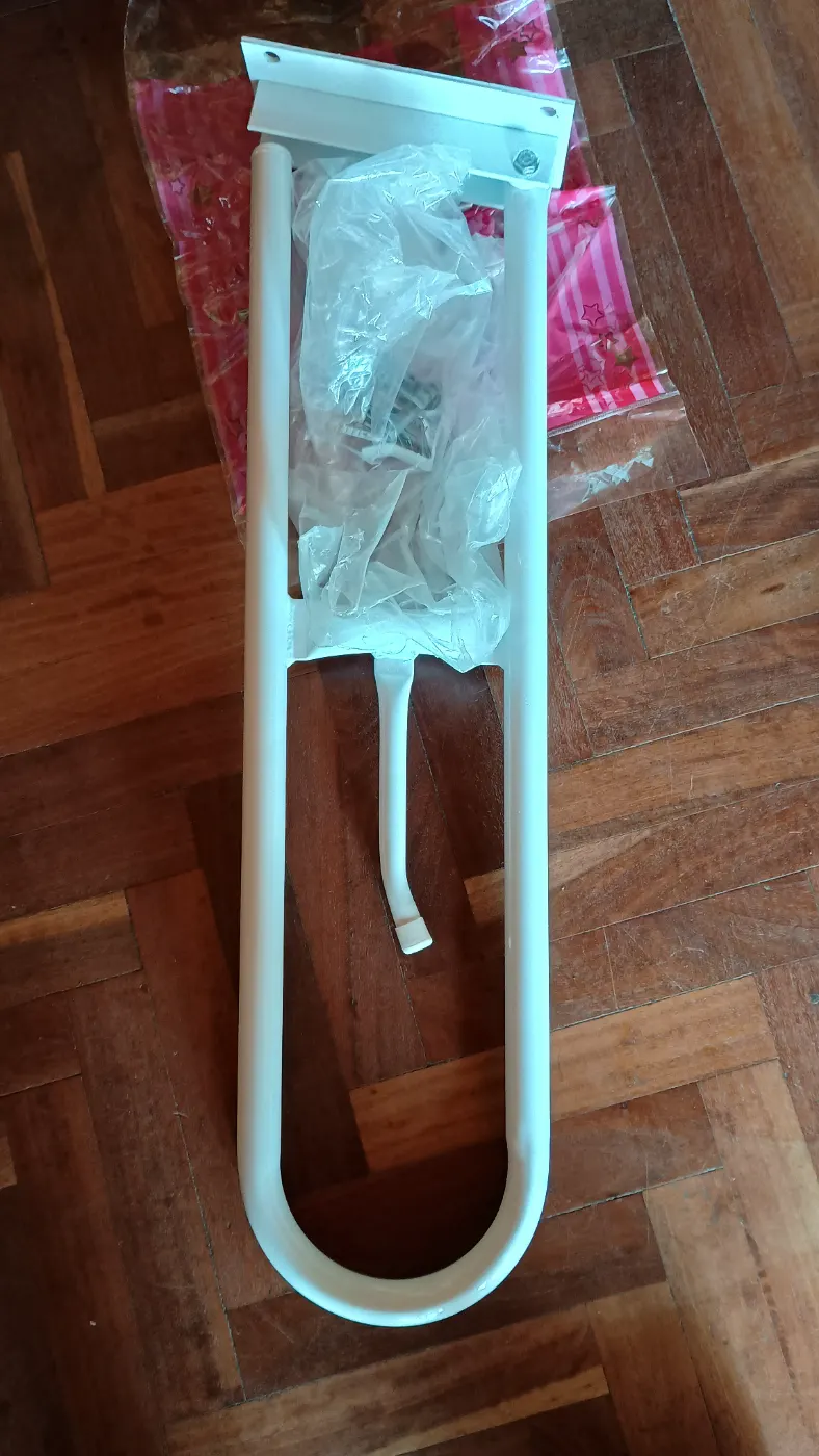 Barral Rebatible 70 Cm Baño Portarollo