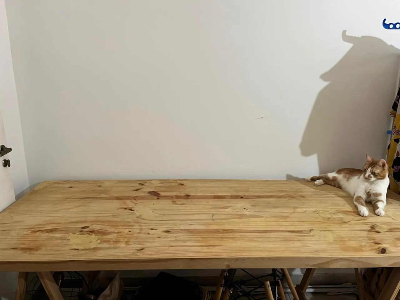 Mesa con caballetes